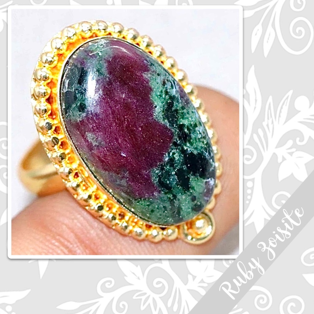 Ruby Zoisite Eclectic Gold Plated Artisan Ring, Size 10 (Green, Fuchsia Pink)
